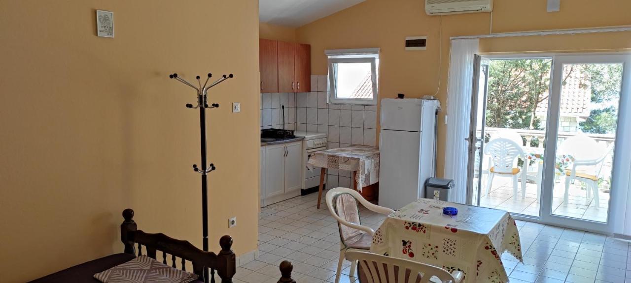 Apartmani Jovanovic Luštica Zewnętrze zdjęcie