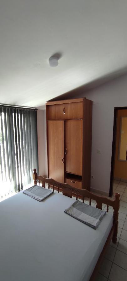 Apartmani Jovanovic Luštica Zewnętrze zdjęcie