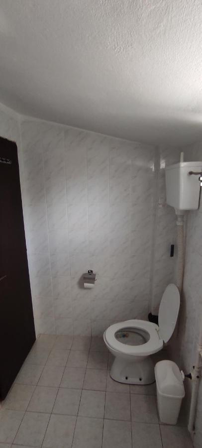 Apartmani Jovanovic Luštica Zewnętrze zdjęcie