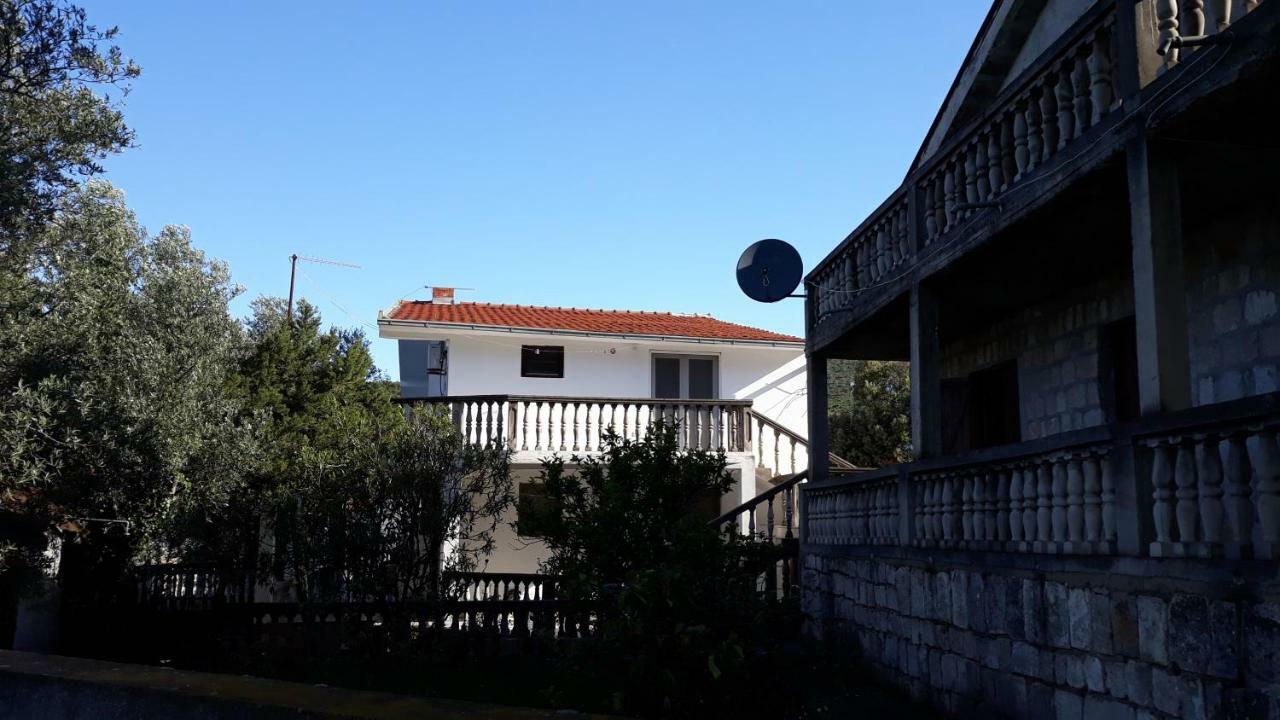 Apartmani Jovanovic Luštica Zewnętrze zdjęcie